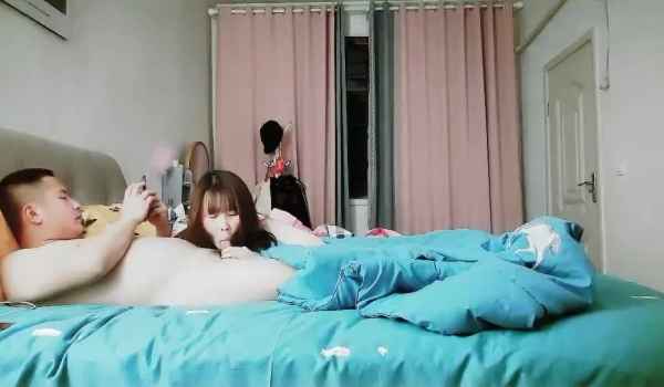 绿帽男居家偷拍自己老婆 【51假期白嫖探花】 卸