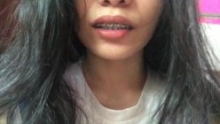 真实反差露脸大学生！土豪重金定制，模特身材天然大奶小母狗有偿居家各种自拍，道具紫薇