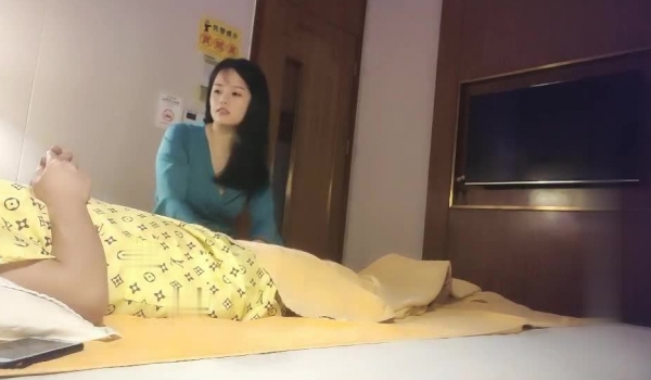 【壹屌寻花】太子深夜开第四场，按摩店极品小少妇，