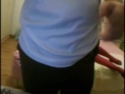 当年很火爆大长美腿女神-紫竹铃 最齐全视频新老图集合85V 各种变态虐阴，强大的丝袜大长美腿，各种机器