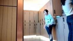 国内某高端会所更衣偷拍~高质量美女络绎不绝