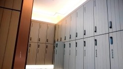 国内某高端会所更衣偷拍~高质量美女络绎不绝