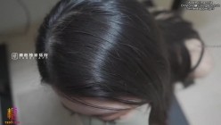 超级丝袜控180大长腿女神 苹果 我的室友 第九篇 看着AV视频发骚 黑丝情趣睡衣开腿肏的好爽