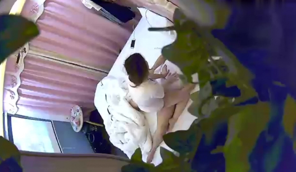 360偷拍系列 放送 极品大奶妹之暴力性爱