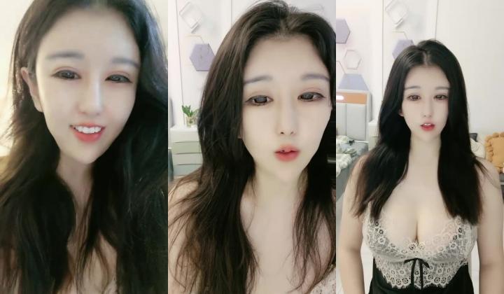 白皙大胸妹直播 漂亮脸蛋大胸翘臀揉奶诱惑 看着看