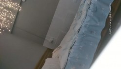 约炮开店卖服装的小老板娘有时间做做兼职长得还可以挺有气质的搞一炮休息下又干了一炮