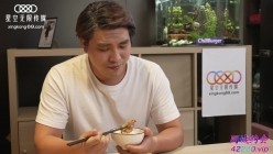 XKTV015 ️-星女优-娃娃 ️- 养女为父招妓，特别的礼物，头牌女优，性爱技巧可是谓是千锤百炼，猛男爸爸也招架不住!