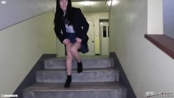 fc2ppv-2803792 【個撮72】完全顔出し都立K①超ロリスジパイパン③ 逆さ野外露出お散歩特別編