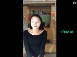 【大学萌妹定制自拍系列】超清纯大学美女身材超级棒 3V+39P