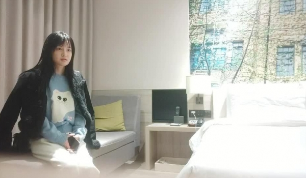 利哥探花 乡村纯朴姑娘路费只要52 哥哥我过来就