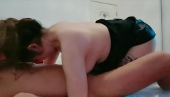 小伙会所按摩找个丰满技师 最后疯狂的插人家小屄 真实记录