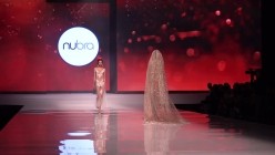 【内衣秀4】珍藏经典 无底内裤 这毛漏的厉害