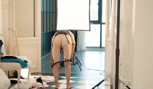 顶级女模私拍，真实写照社极品S级身材小姐姐，全裸