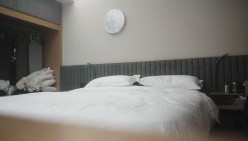 利哥探花 婴儿肥小胖妹年龄不大 技术水平不比老逼们差