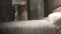 【91沈先生】老金第二场，高颜值极品外围，乳房坚挺身材很棒，持久输出上下两个洞都满足