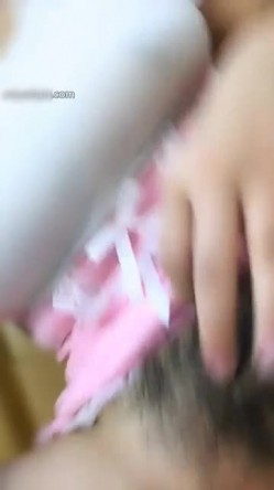 淫声浪语对白淫荡很有套路嘴很甜的巨奶可爱美女主播穿着情趣装各种挑逗哥哥们刷礼物对白精彩