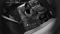 酒店偷拍 新片速递文艺小伙半夜开房搞美艳嫂子第二炮体力不支只能用嘴满足