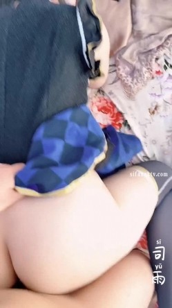 【高端资源】超美母狗司雨原版视频