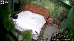 【萤石云酒店 ️新台解密】超赞女仆漂亮学生妹 打王者荣耀吵架操逼 全近景偷拍 美乳健身达人 为爱鼓掌