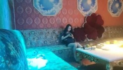 【歌厅探花陈先生】灯红酒绿 淫乱KTV玩4P 酒精音乐刺激下 沙发狂插御姐骚穴 娇喘配着歌声high爆了