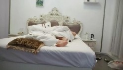 绿帽男偷拍自己老婆【神魂颠倒520】 逛一天街还要做爱 小少妇任君摆布 连插两炮才有点儿兴致