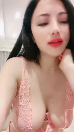 秀人网G奶女神【帕丽斯】和尚看了都得射 ~骚到爆，全程骚话不断，骚到极点~！