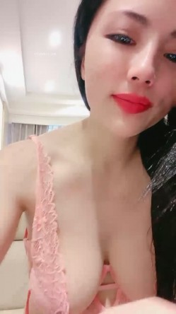 秀人网G奶女神【帕丽斯】和尚看了都得射 ~骚到爆，全程骚话不断，骚到极点~！